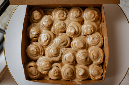 Amish Cinnamon Rolls- Party Pack